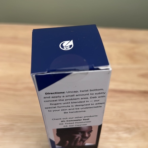 Stryx Concealer Tool  For Men - Hides Acne, Dark Circles, Scars NEW - Picture 3 of 3